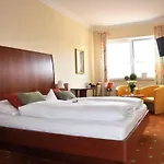 博思特酒店