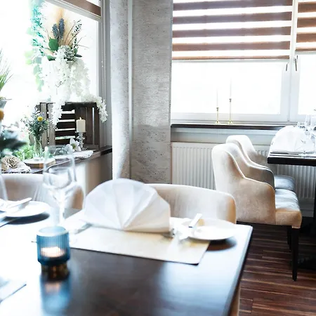 Hotel Zur Post New Style 4*